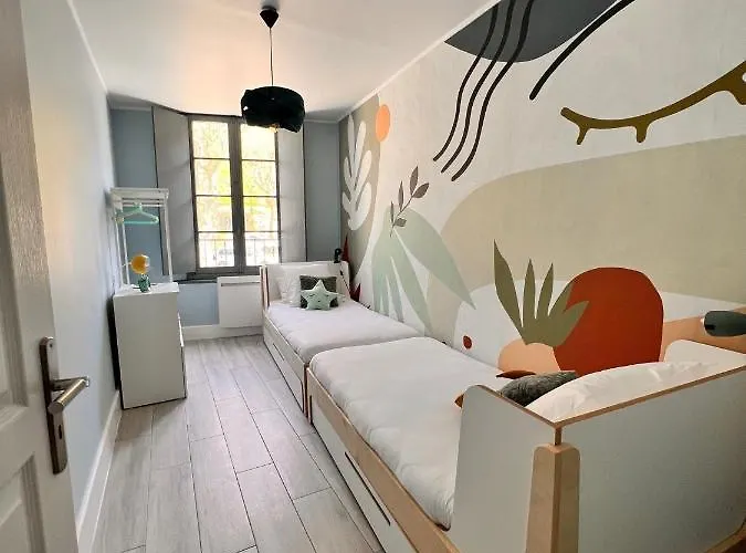 Dans Ma Bulle - Les Balcons De La Cite * Carcassonne